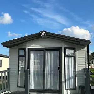  Holiday home Deck Of The Bay - Cayton